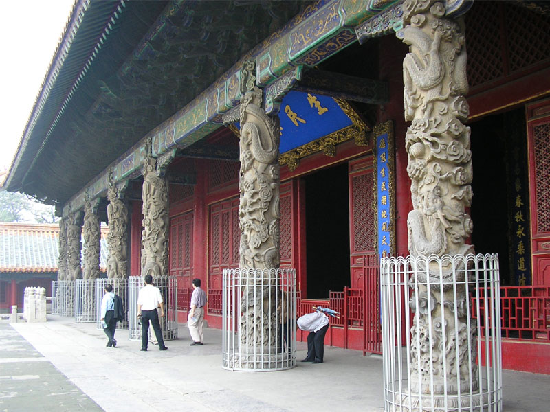 仿古石龍柱